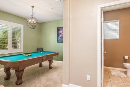 Minutes To Wineries Outdoor Oasis Pool Table Villa Murrieta Exterior photo